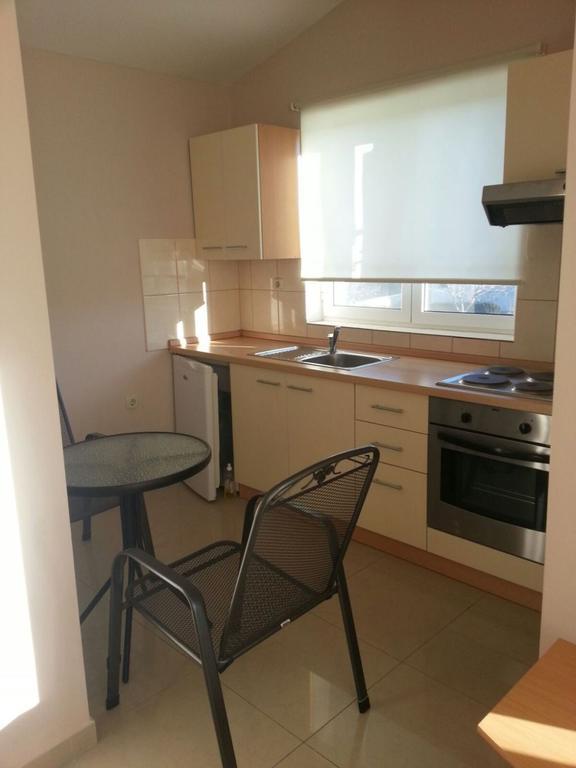 Apartments Mrdelja Vrsi Luaran gambar