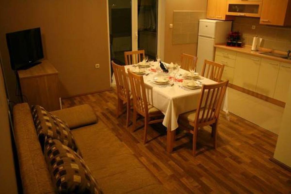 Apartments Mrdelja Vrsi Luaran gambar