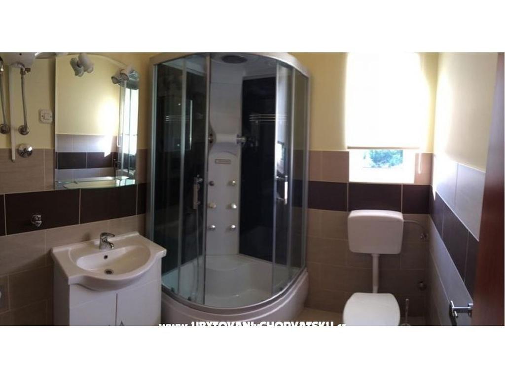 Apartments Mrdelja Vrsi Luaran gambar